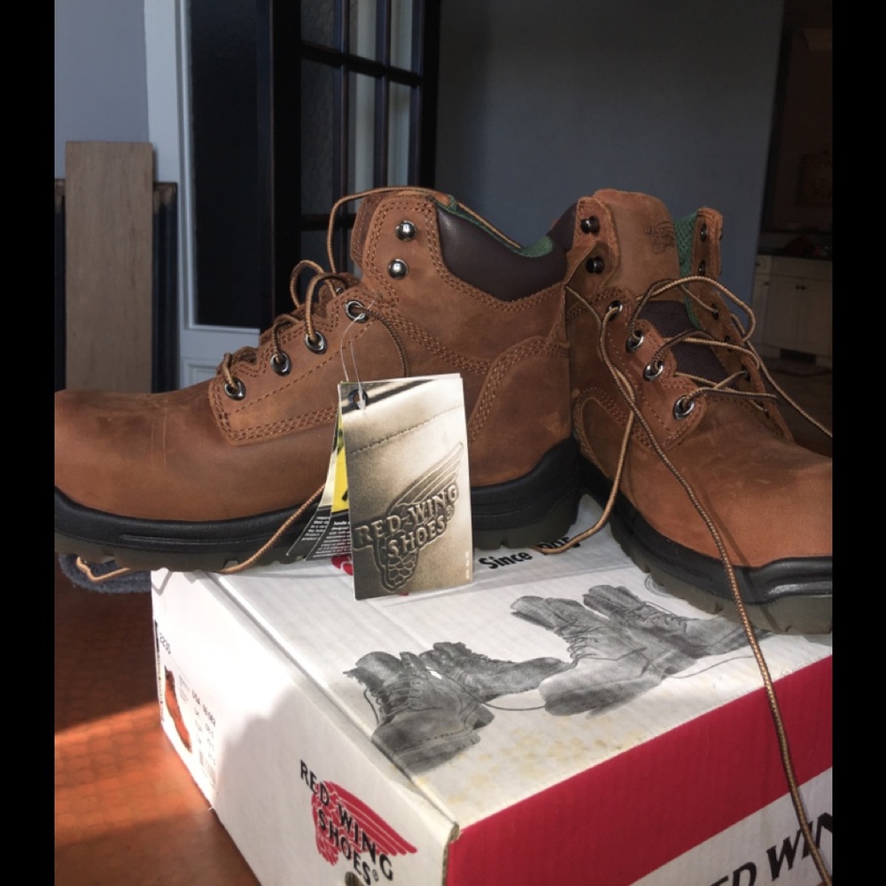 Red Wing boots style 2235 NIB - Picture 3 of 3